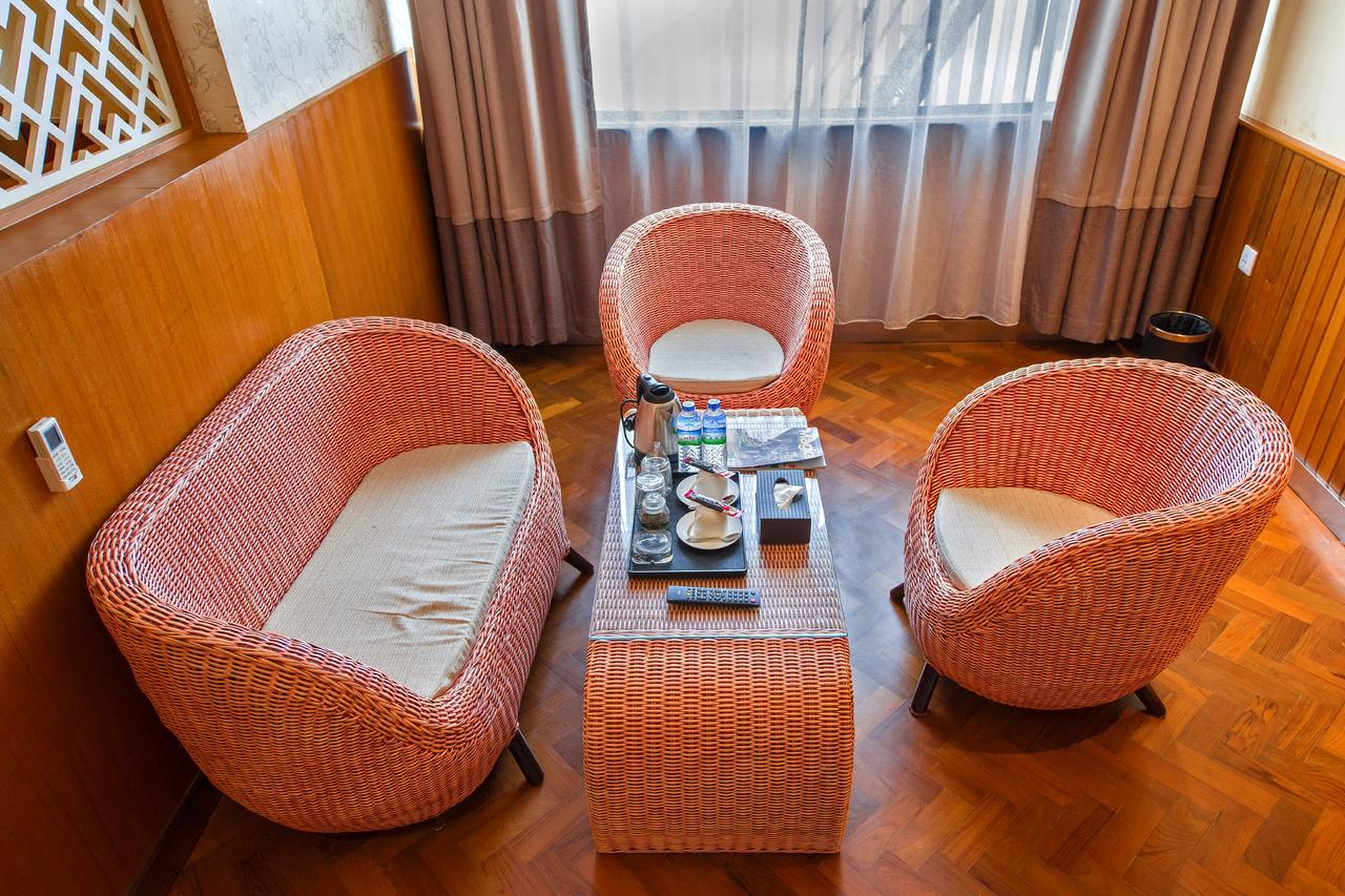 Unity Hotel Mandalay Extérieur photo