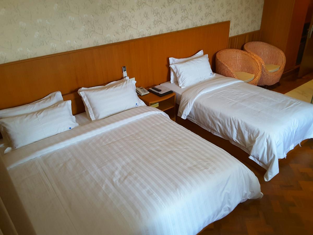 Unity Hotel Mandalay Extérieur photo