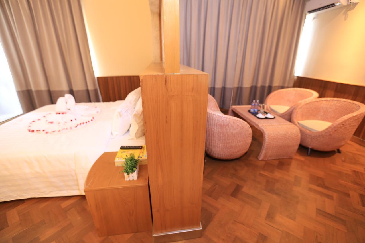 Unity Hotel Mandalay Extérieur photo